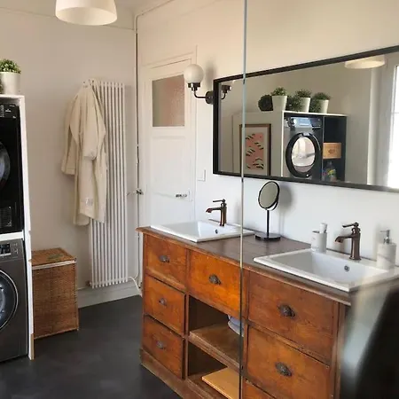 Apartment Hyper Centre, Renove, Equipe, Paisible